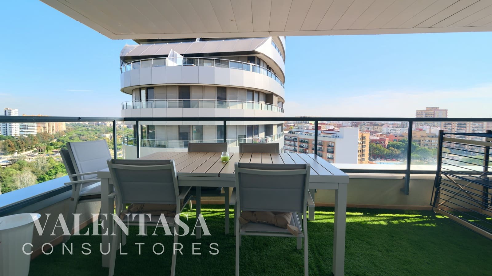 3 slaapkamer Penthouse te koop in Mislata met garage - € 560.000 (Ref: 9626489)