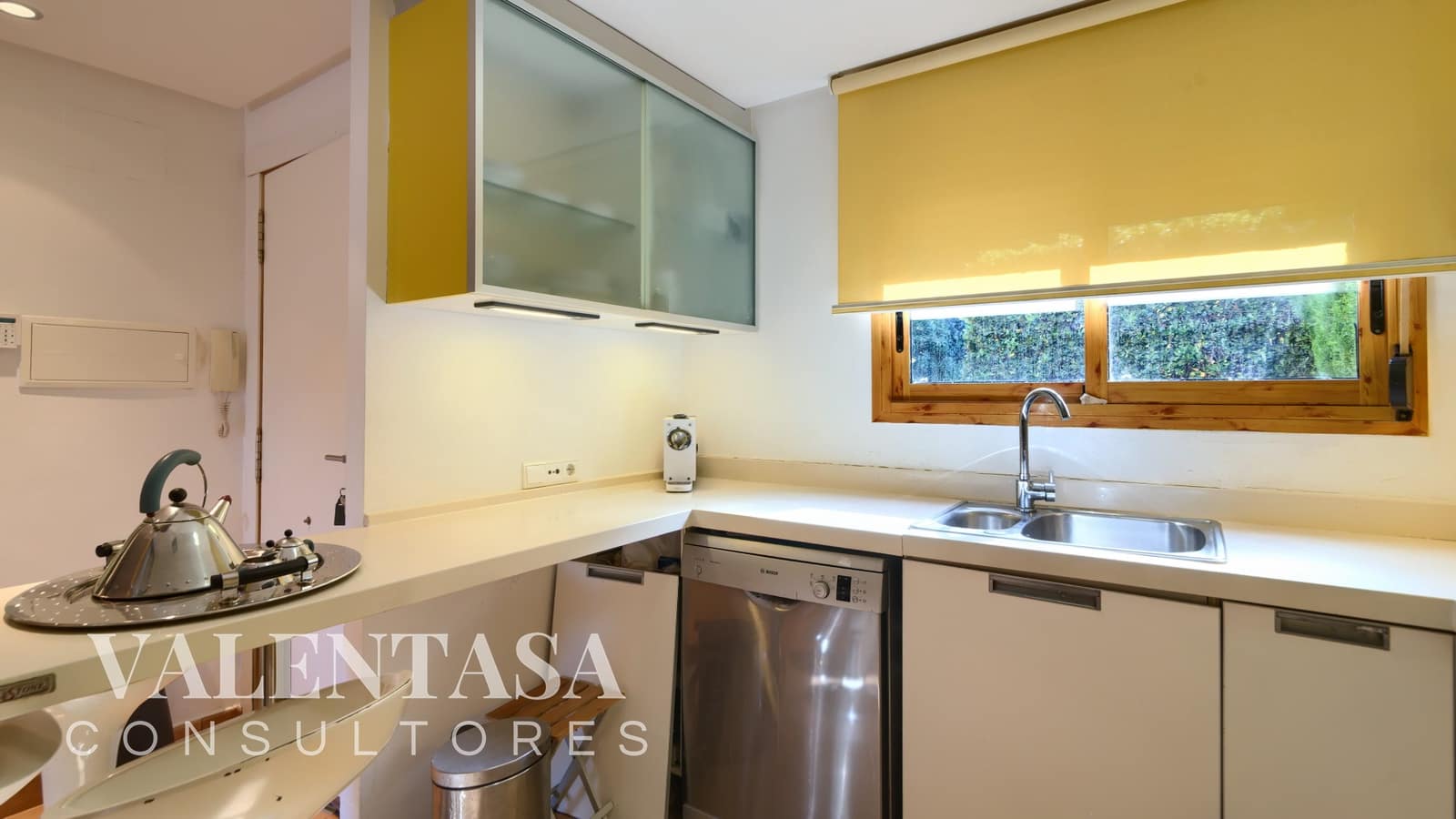 2 chambre Villa/Maison Mitoyenne à vendre à Chiva avec piscine garage - 257 000 € (Ref: 9626494)