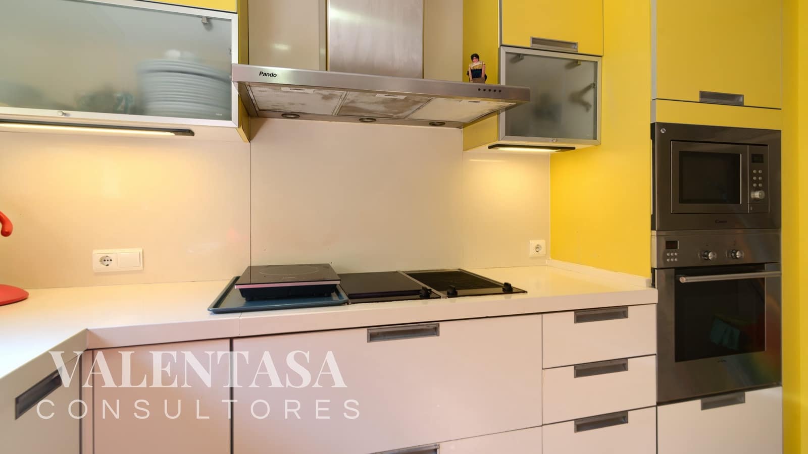 2 chambre Villa/Maison Mitoyenne à vendre à Chiva avec piscine garage - 257 000 € (Ref: 9626494)