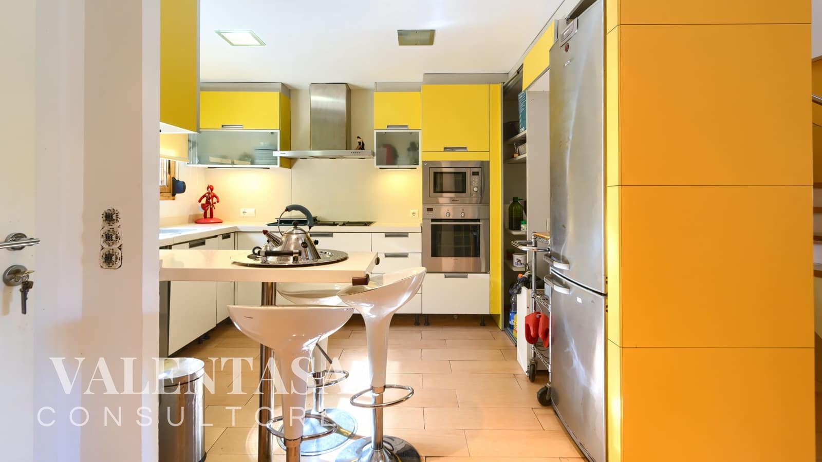 2 chambre Villa/Maison Mitoyenne à vendre à Chiva avec piscine garage - 257 000 € (Ref: 9626494)