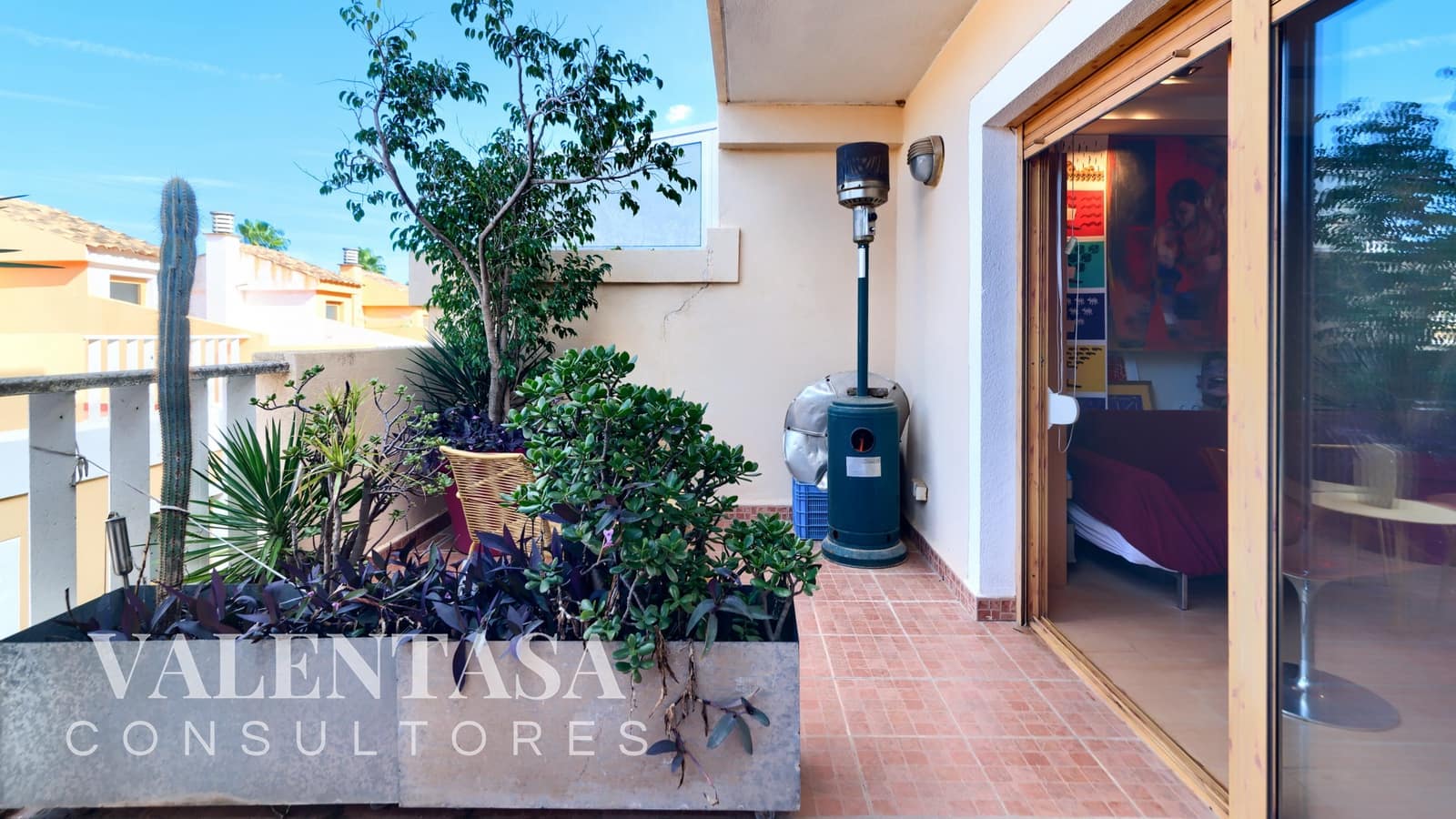 2 chambre Villa/Maison Mitoyenne à vendre à Chiva avec piscine garage - 257 000 € (Ref: 9626494)