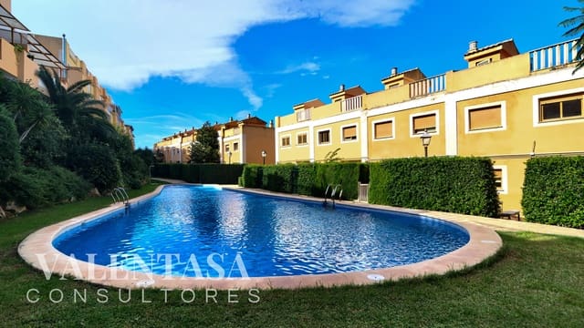 2 chambre Villa/Maison Mitoyenne à vendre à Chiva avec piscine garage - 257 000 € (Ref: 9626494)