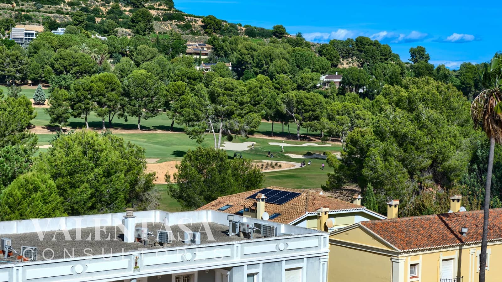 2 chambre Villa/Maison Mitoyenne à vendre à Chiva avec piscine garage - 257 000 € (Ref: 9626494)