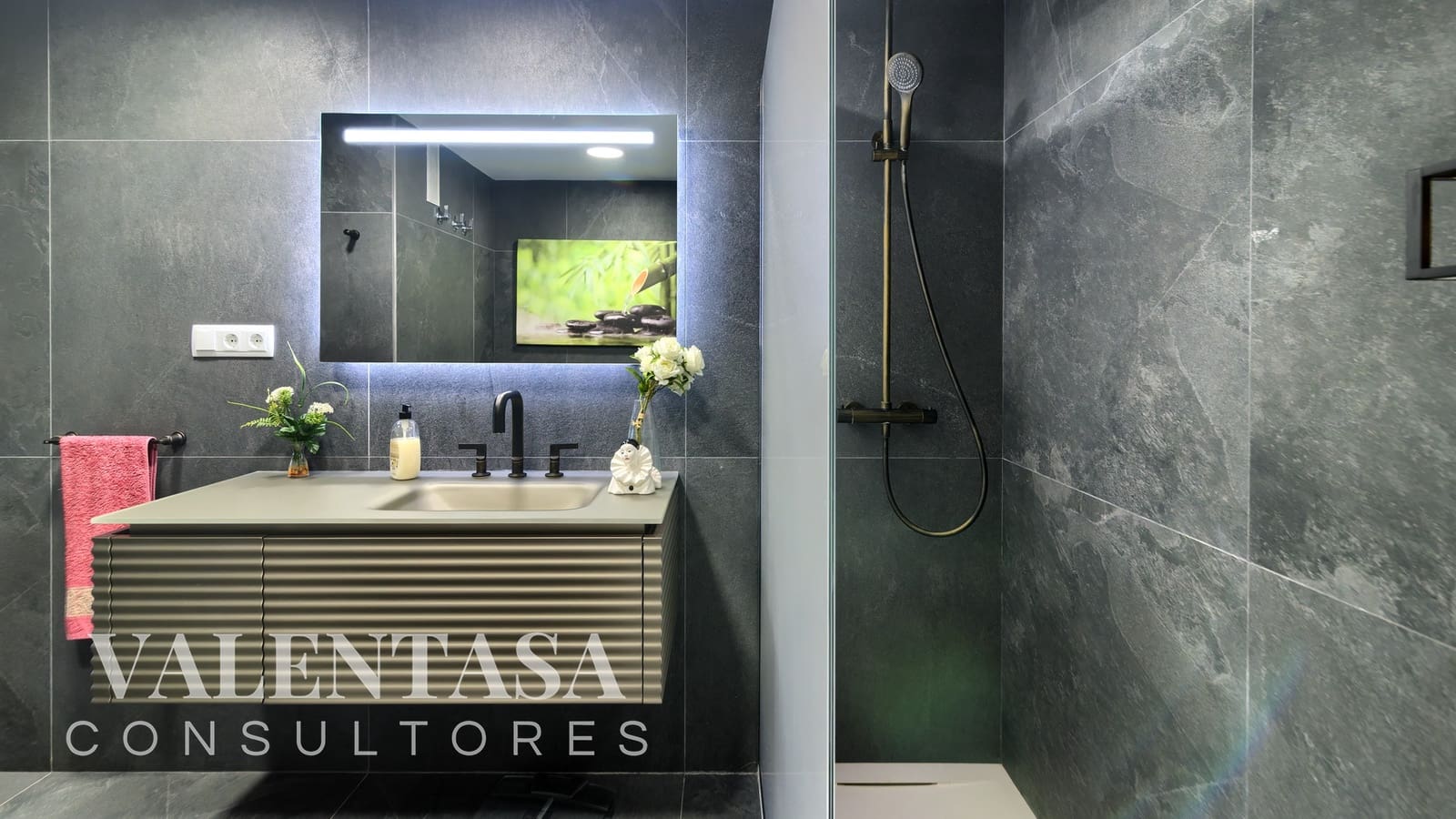 4 makuuhuone Asunto myytävänä paikassa Valencia kaupunki mukana 
autotalli - 670 000 € (Ref: 9626496)