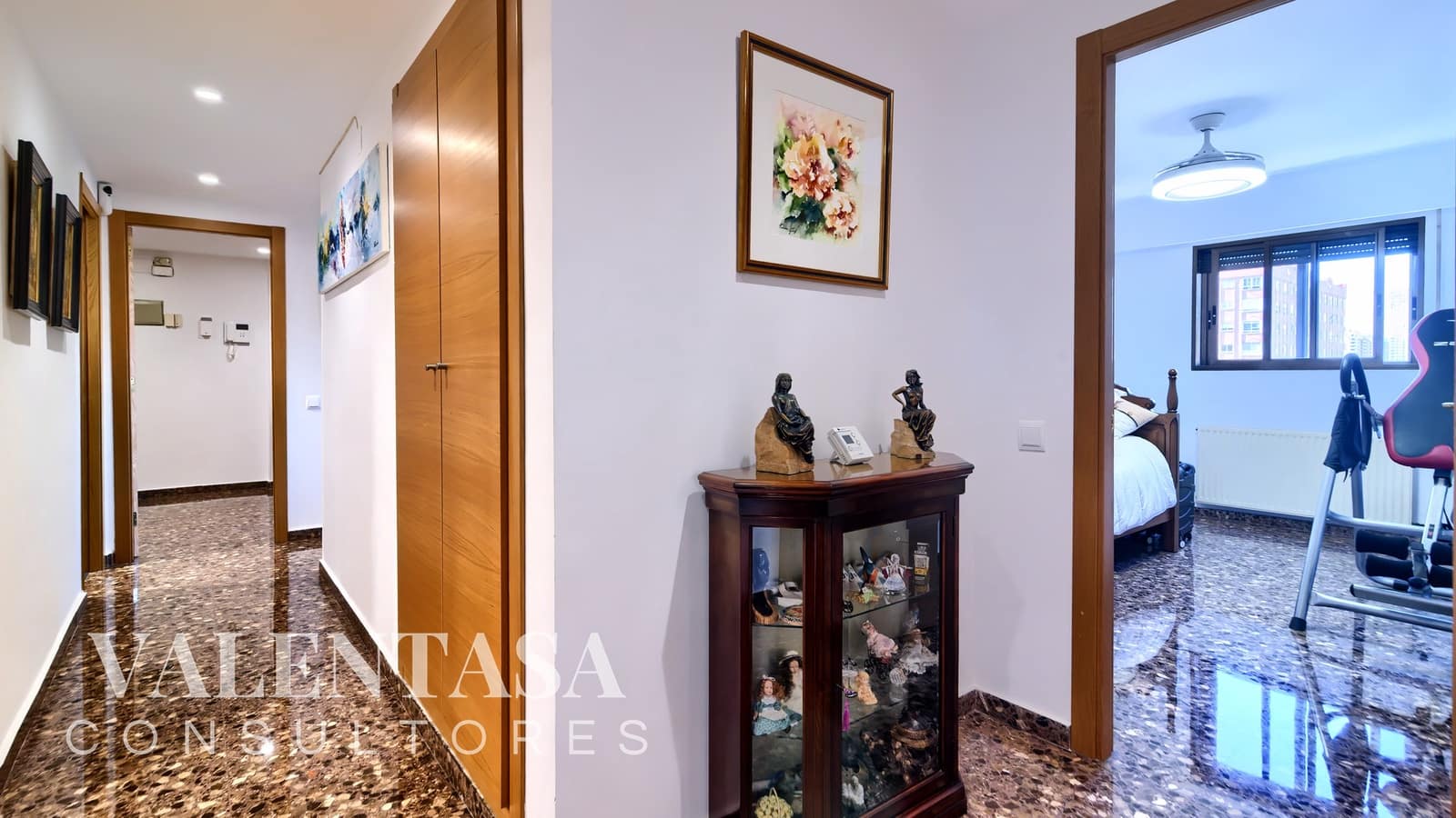 4 makuuhuone Asunto myytävänä paikassa Valencia kaupunki mukana 
autotalli - 670 000 € (Ref: 9626496)