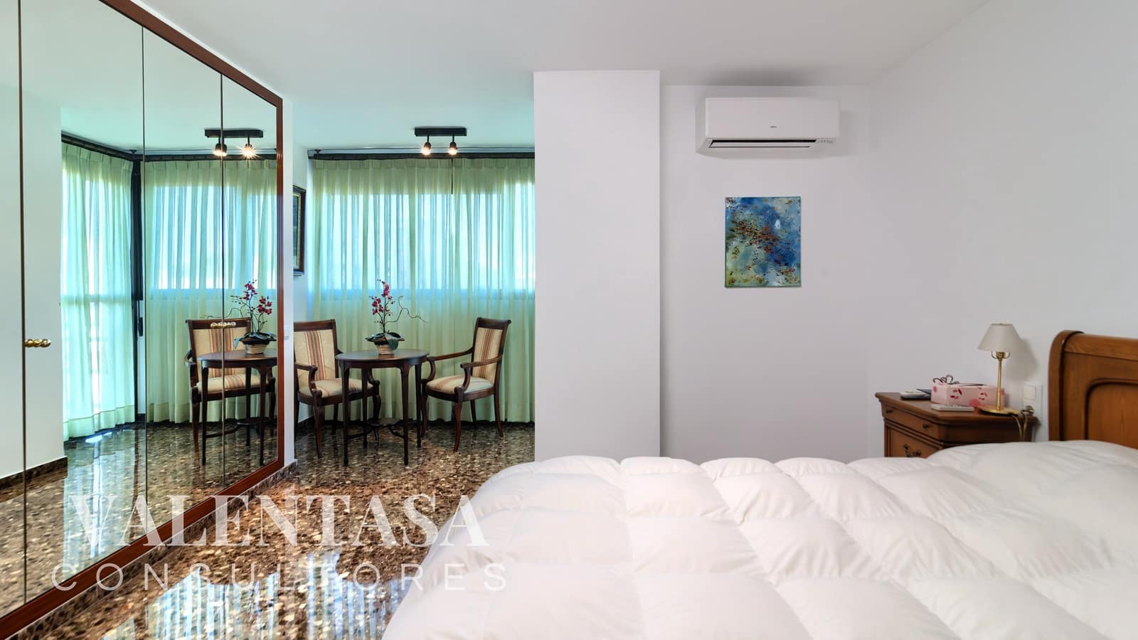 4 makuuhuone Asunto myytävänä paikassa Valencia kaupunki mukana 
autotalli - 670 000 € (Ref: 9626496)