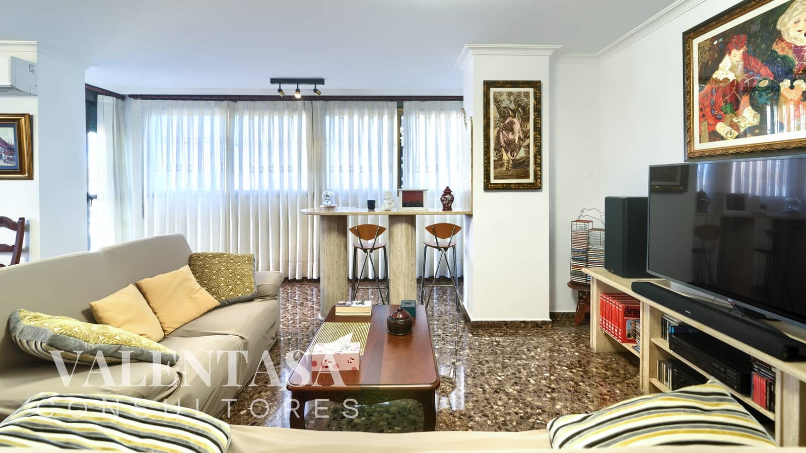 4 makuuhuone Asunto myytävänä paikassa Valencia kaupunki mukana 
autotalli - 670 000 € (Ref: 9626496)