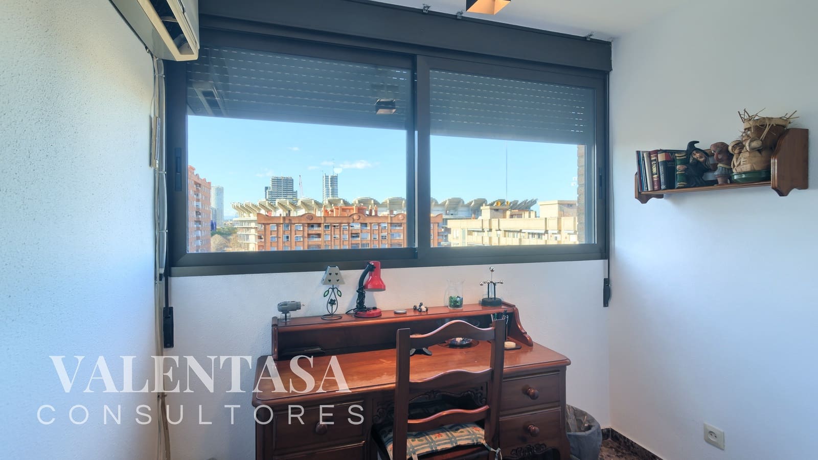 4 makuuhuone Asunto myytävänä paikassa Valencia kaupunki mukana 
autotalli - 670 000 € (Ref: 9626496)