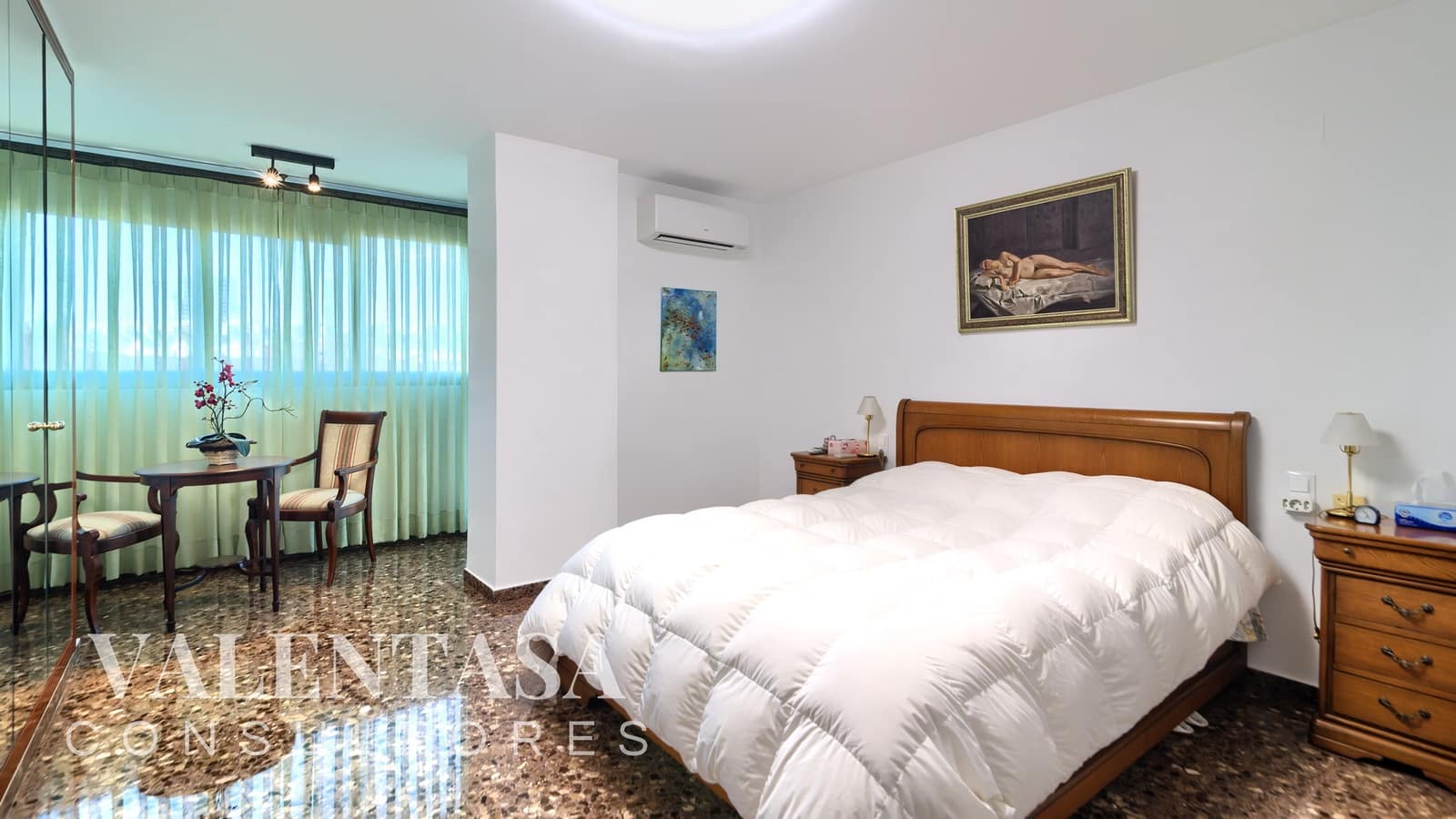 4 makuuhuone Asunto myytävänä paikassa Valencia kaupunki mukana 
autotalli - 670 000 € (Ref: 9626496)