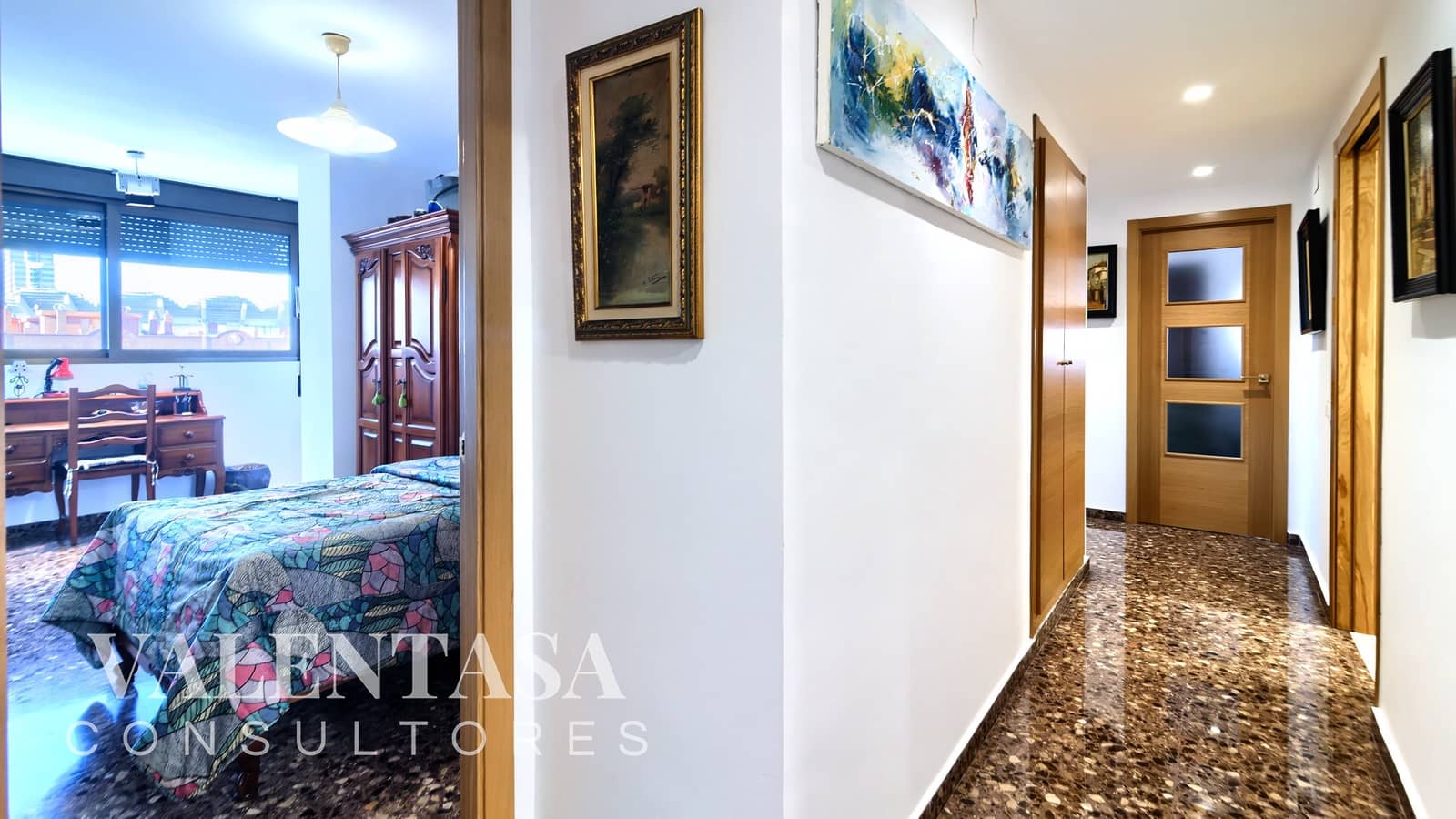 4 makuuhuone Asunto myytävänä paikassa Valencia kaupunki mukana 
autotalli - 670 000 € (Ref: 9626496)