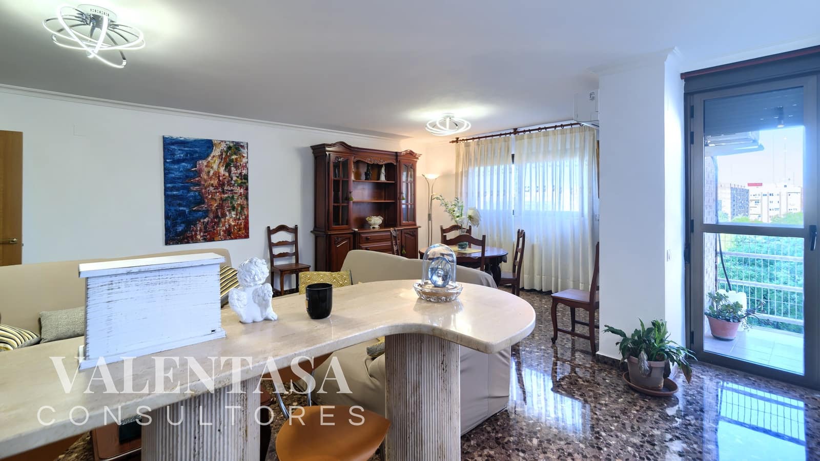 4 makuuhuone Asunto myytävänä paikassa Valencia kaupunki mukana 
autotalli - 670 000 € (Ref: 9626496)