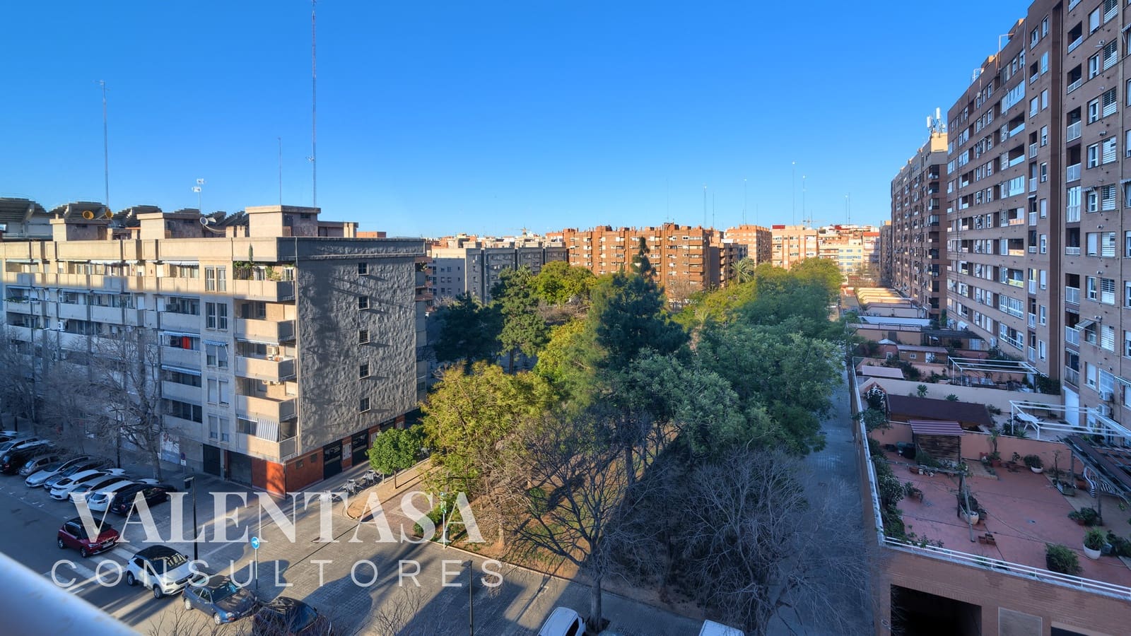 4 makuuhuone Asunto myytävänä paikassa Valencia kaupunki mukana 
autotalli - 670 000 € (Ref: 9626496)