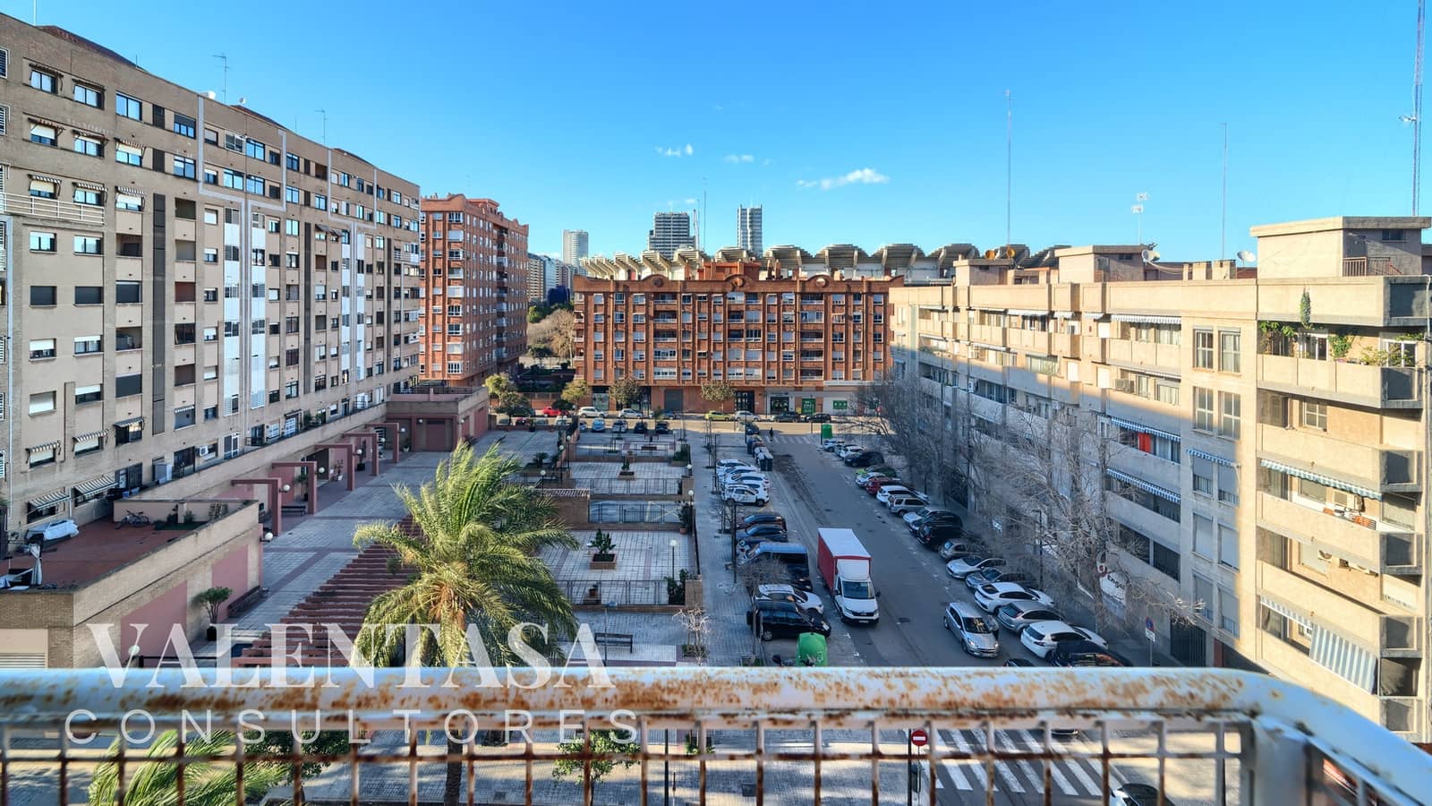 4 makuuhuone Asunto myytävänä paikassa Valencia kaupunki mukana 
autotalli - 670 000 € (Ref: 9626496)