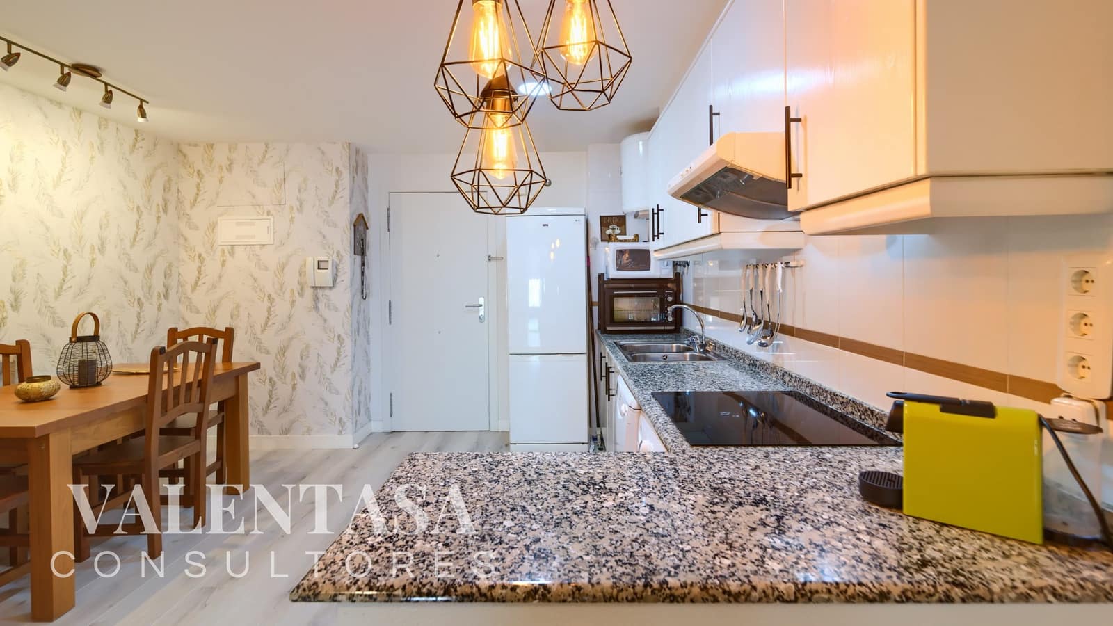 Apartamento de 2 habitaciones en Canet d'En Berenguer en venta con piscina garaje - 225.000 € (Ref: 9657895)