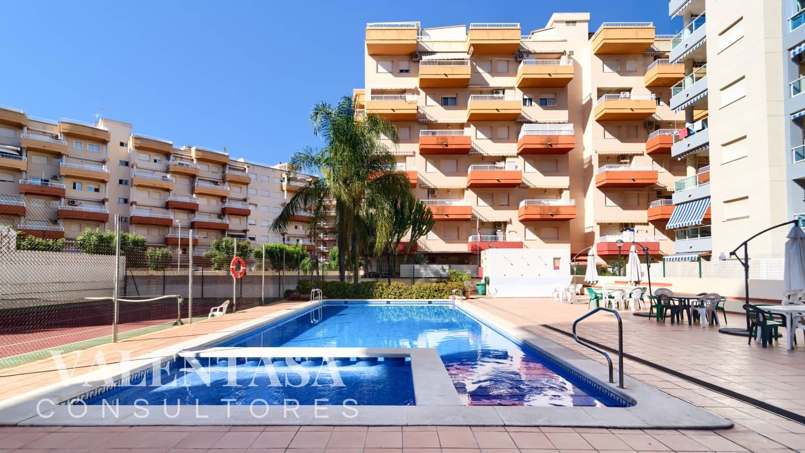 Apartamento de 2 habitaciones en Canet d'En Berenguer en venta con piscina garaje - 225.000 € (Ref: 9657895)