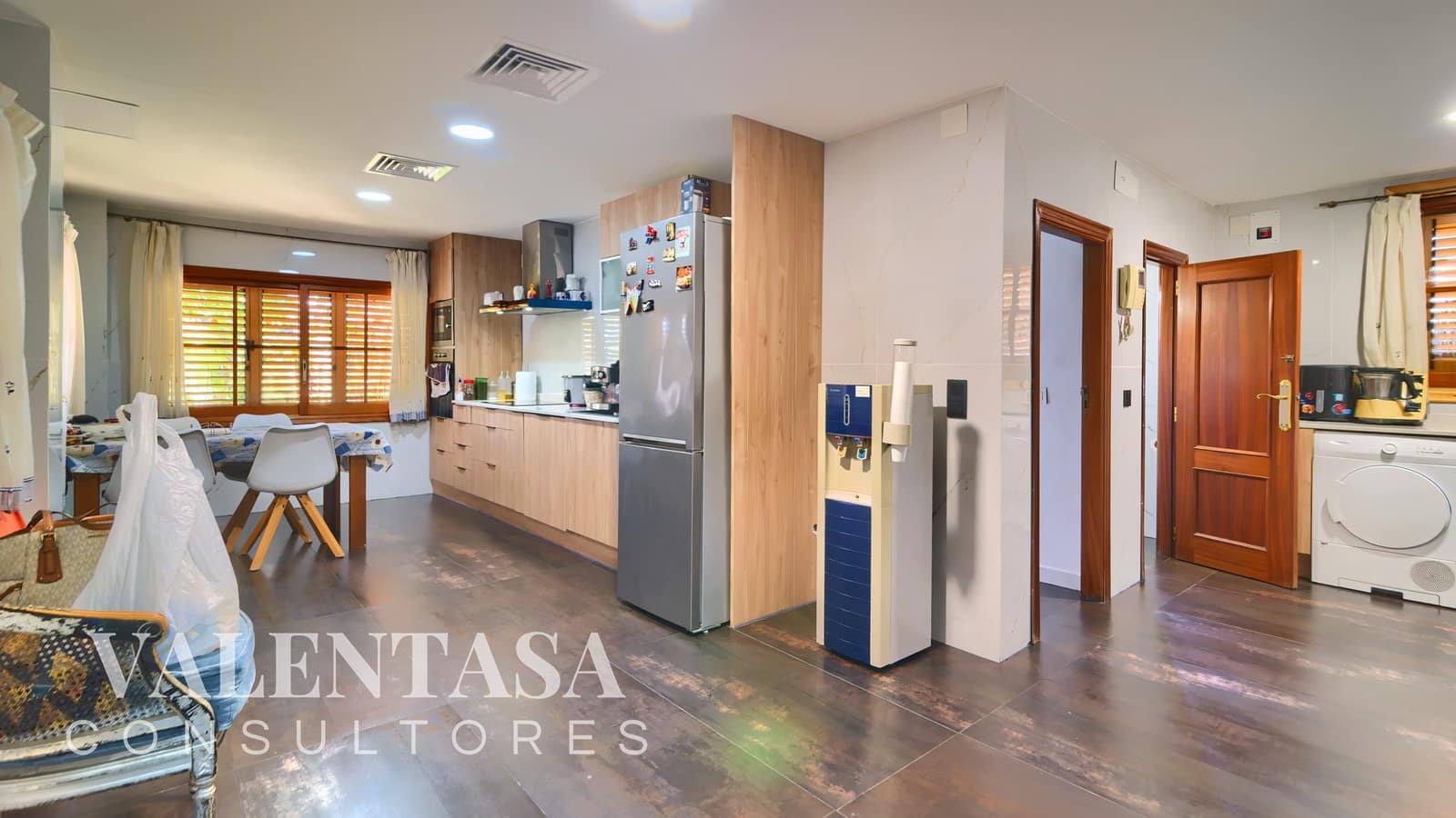 6 Zimmer Villa zu verkaufen in L'Eliana mit Pool Garage - 690.000 € (Ref: 9658086)