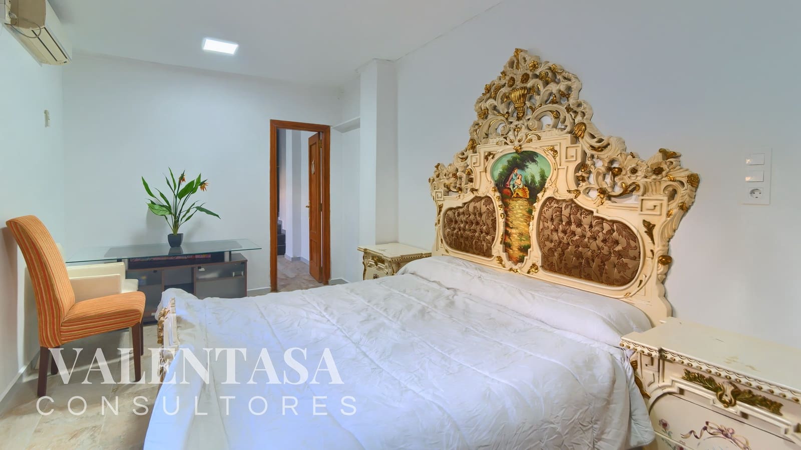 6 Zimmer Villa zu verkaufen in L'Eliana mit Pool Garage - 690.000 € (Ref: 9658086)