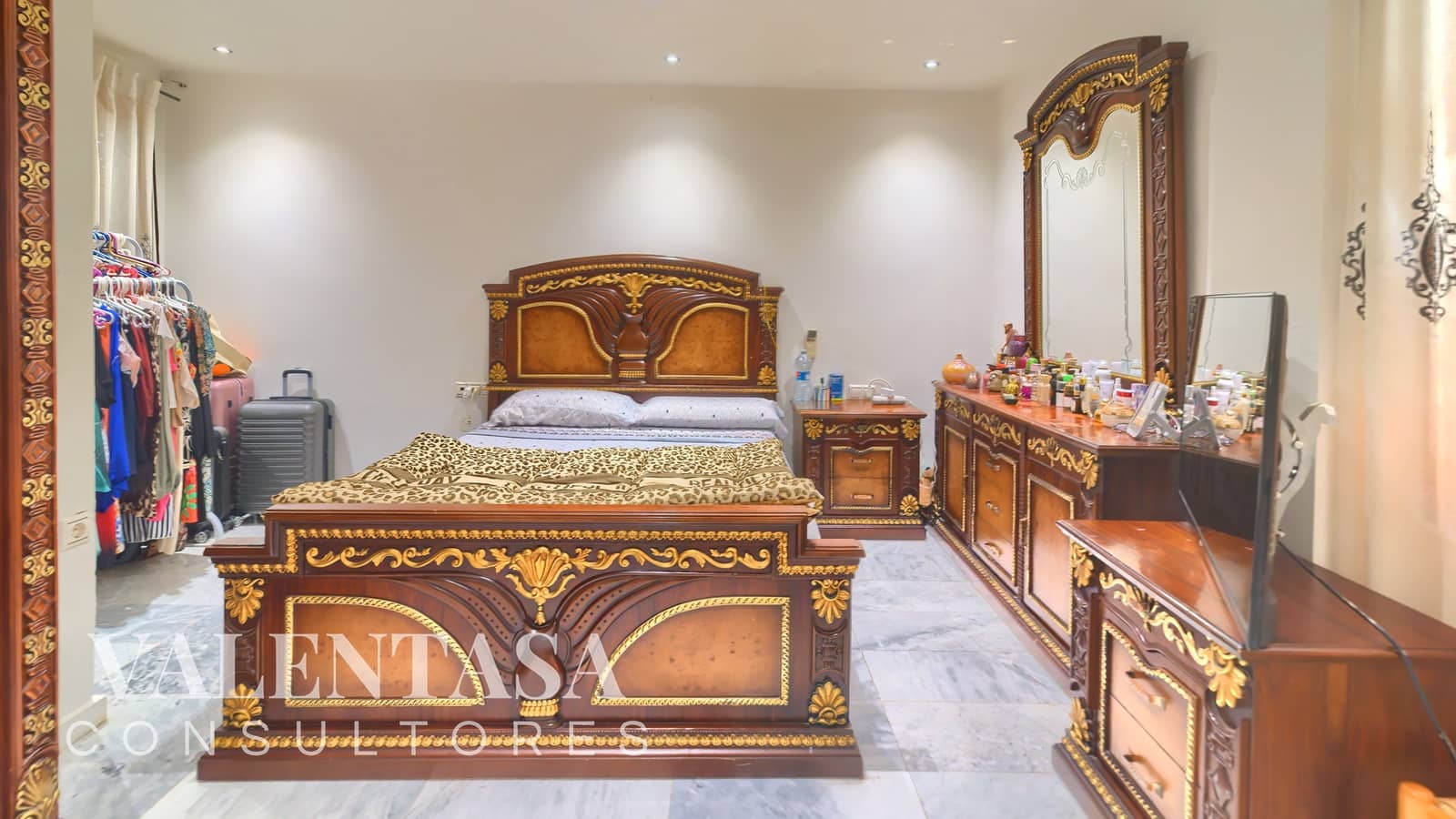 6 Zimmer Villa zu verkaufen in L'Eliana mit Pool Garage - 690.000 € (Ref: 9658086)