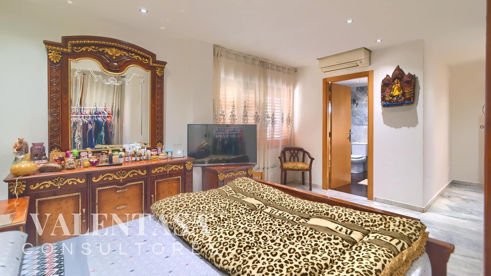 6 Zimmer Villa zu verkaufen in L'Eliana mit Pool Garage - 690.000 € (Ref: 9658086)