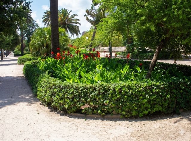 4 sypialnia Mieszkanie na sprzedaż w Exposicio, Miasto Walencja z garażem - 1 080 000 € (Ref: 9669698)