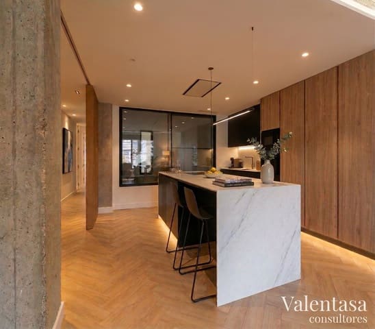 Piso de 4 habitaciones en Exposicio, València ciudad en venta con garaje - 1.080.000 € (Ref: 9669698)