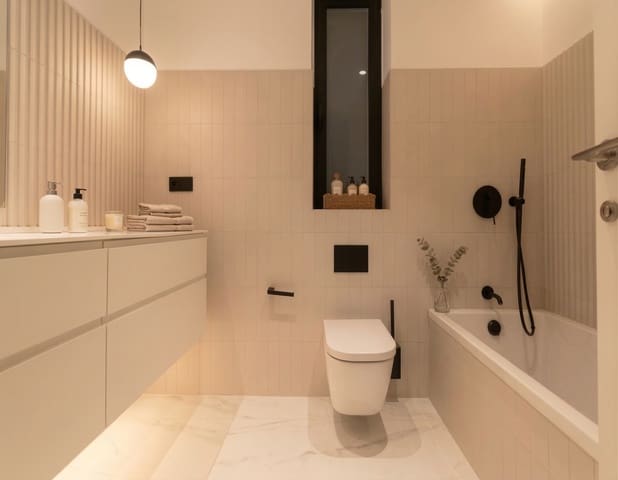 Piso de 4 habitaciones en Exposicio, València ciudad en venta con garaje - 1.080.000 € (Ref: 9669698)