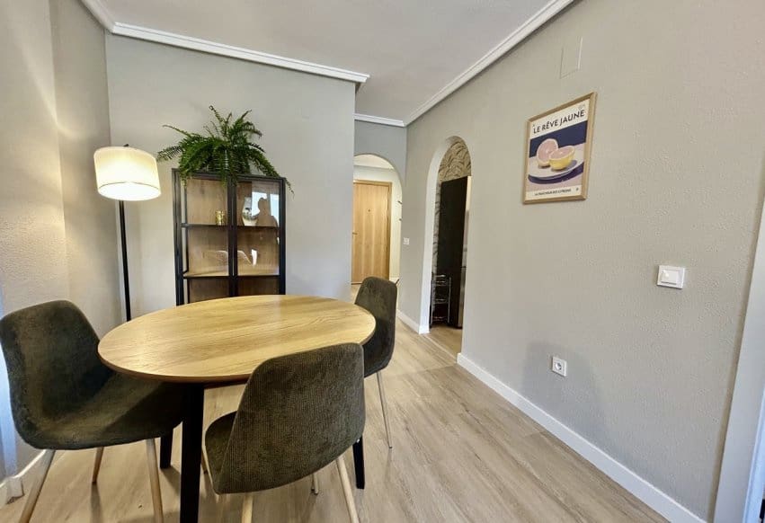 1 quarto Apartamento para venda em Torrevieja com piscina - 149 000 € (Ref: 10002586)