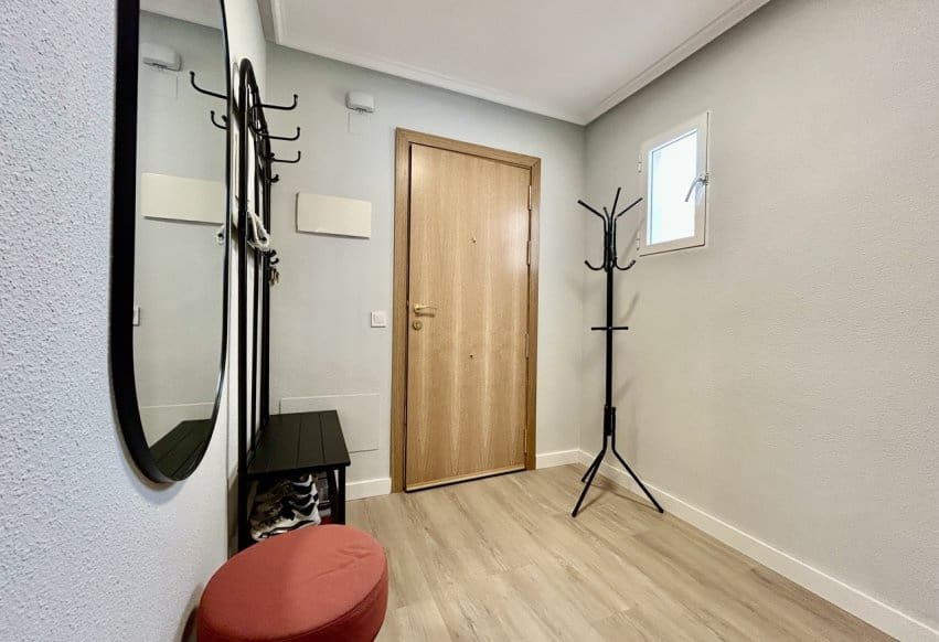 1 quarto Apartamento para venda em Torrevieja com piscina - 149 000 € (Ref: 10002586)