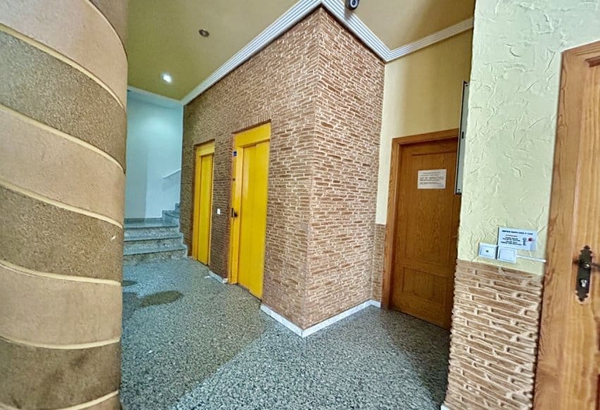 1 quarto Apartamento para venda em Torrevieja com piscina - 149 000 € (Ref: 10002586)