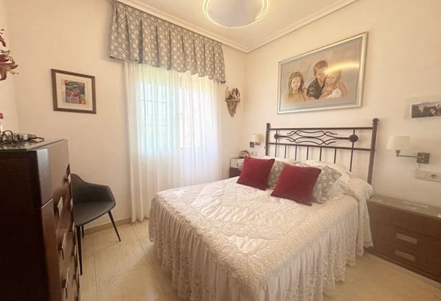2 bedroom Bungalow for sale in Aguas Nuevas, Torrevieja - € 169,900 (Ref: 10004723)