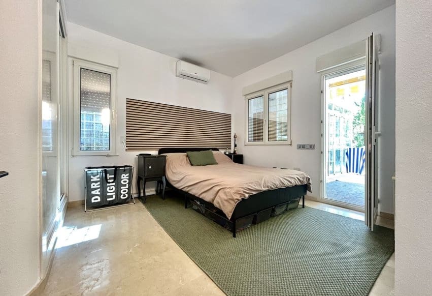 3 soveværelse Villa til salg i Villamartin med swimmingpool - € 524.995 (Ref: 10006860)