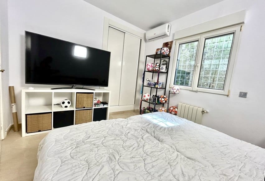 3 soveværelse Villa til salg i Villamartin med swimmingpool - € 524.995 (Ref: 10006860)