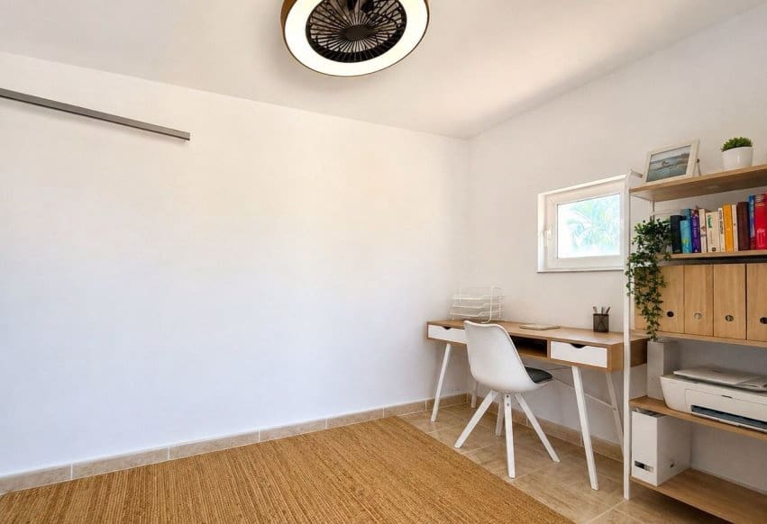 3 soveværelse Villa til salg i Villamartin med swimmingpool - € 524.995 (Ref: 10006860)
