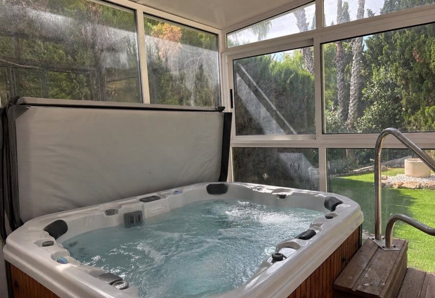 3 soveværelse Villa til salg i Villamartin med swimmingpool - € 524.995 (Ref: 10006860)