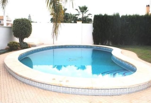 3 chambre Villa/Maison à vendre à La Zenia, Orihuela avec piscine - 650 000 € (Ref: 10008301)