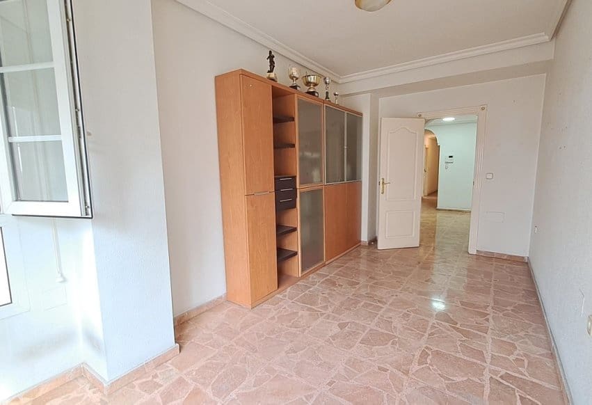 5 sypialnia Apartament na sprzedaż w Torrevieja - 315 000 € (Ref: 10008305)