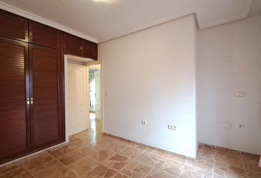 5 sypialnia Apartament na sprzedaż w Torrevieja - 315 000 € (Ref: 10008305)
