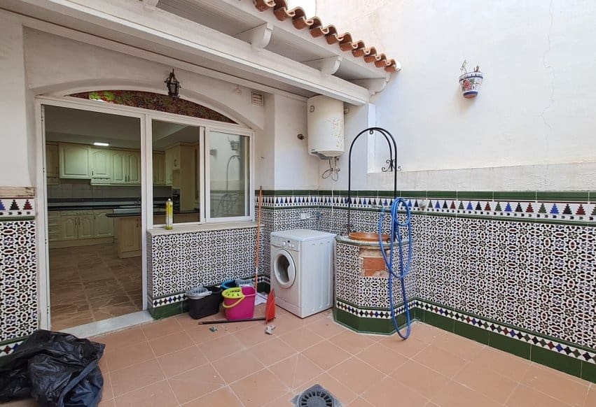 5 sypialnia Apartament na sprzedaż w Torrevieja - 315 000 € (Ref: 10008305)