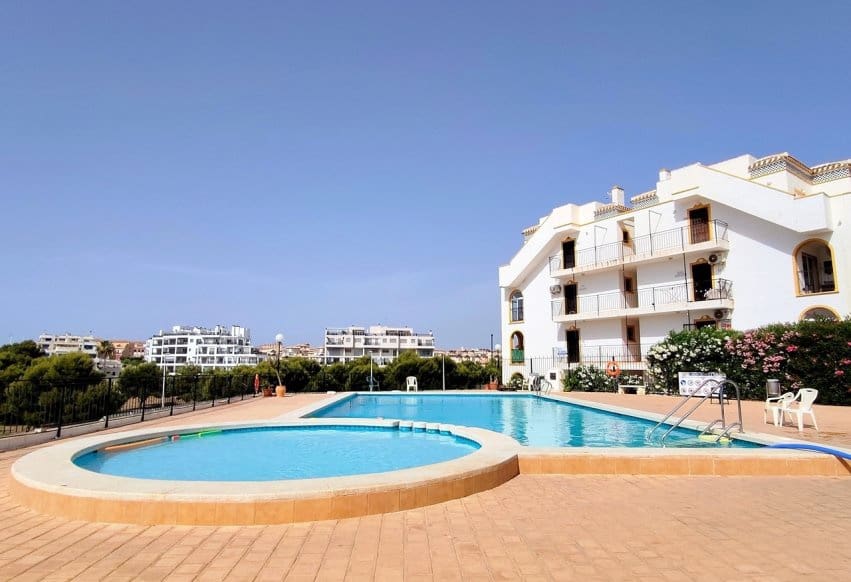 2 chambre Appartement à vendre à La Zenia avec piscine - 169 900 € (Ref: 10023152)