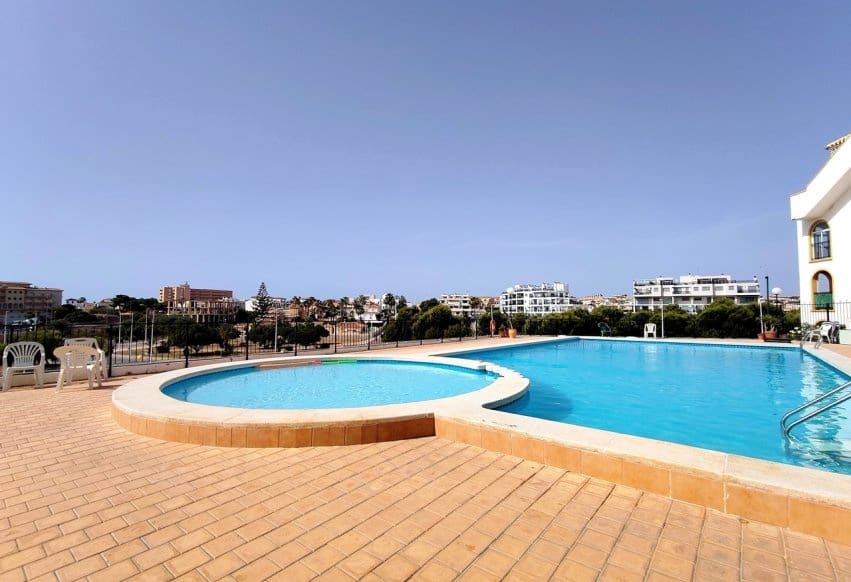 2 chambre Appartement à vendre à La Zenia avec piscine - 169 900 € (Ref: 10023152)