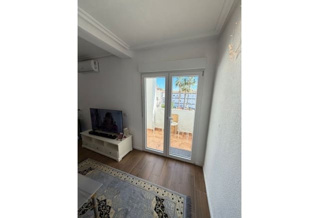 Apartamento de 2 habitaciones en Punta Prima, Orihuela en venta - 179.000 € (Ref: 10026719)