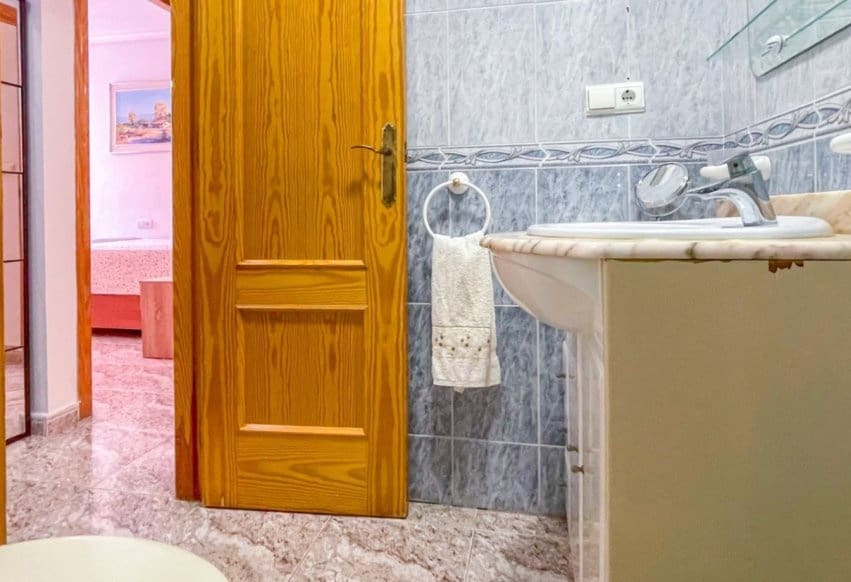 Apartamento de 3 habitaciones en Torrevieja en venta - 188.000 € (Ref: 10026721)