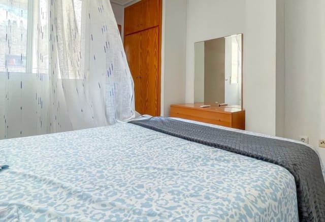 3 quarto Apartamento para venda em Torrevieja - 188 000 € (Ref: 10026721)