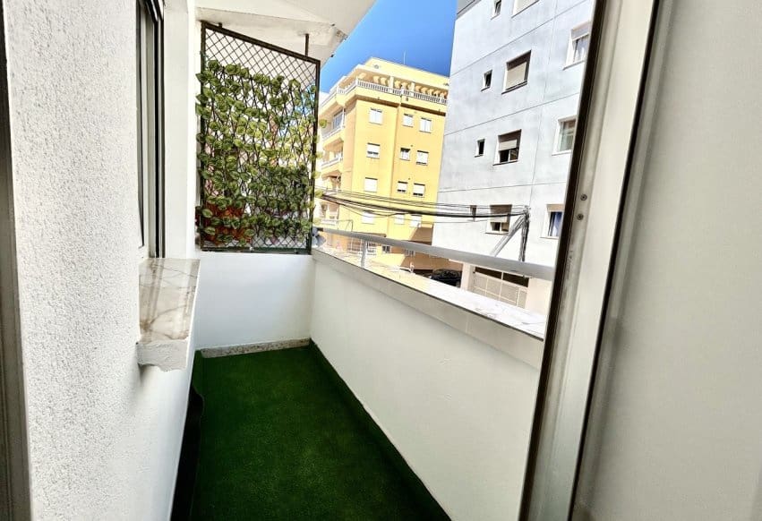 3 quarto Apartamento para venda em Torrevieja - 130 000 € (Ref: 10031023)