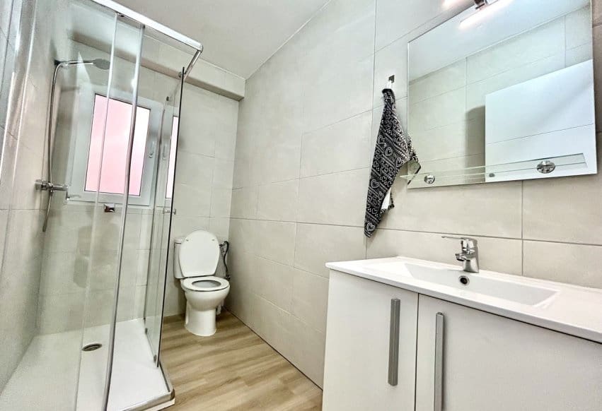 3 quarto Apartamento para venda em Torrevieja - 130 000 € (Ref: 10031023)