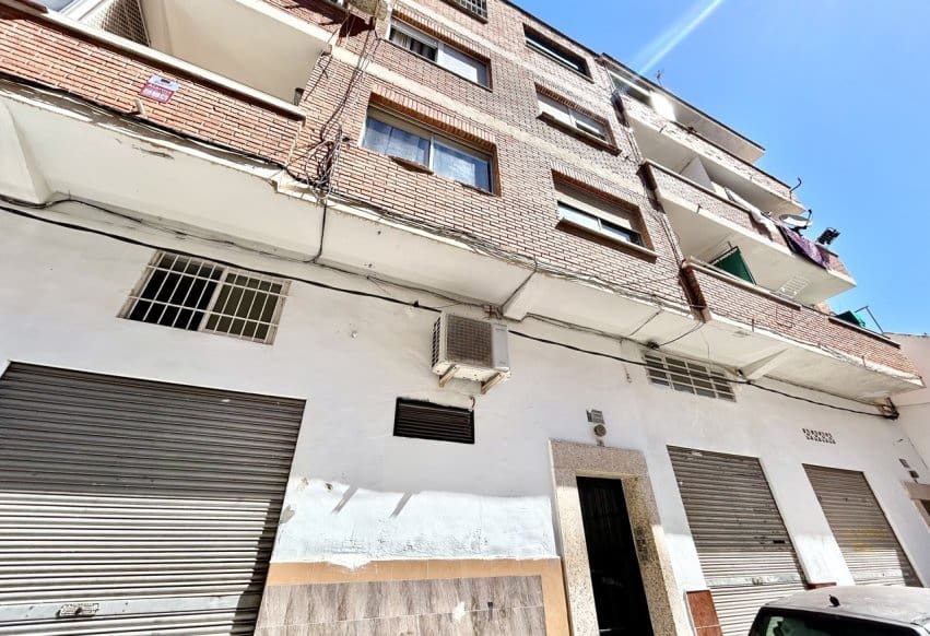 3 quarto Apartamento para venda em Torrevieja - 130 000 € (Ref: 10031023)