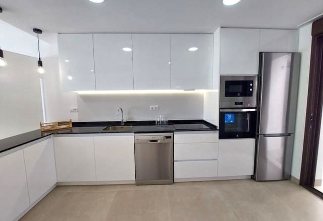 3 sypialnia Willa na sprzedaż w Los Peñascos - El Salero - Los Imbernones, San Pedro del Pinatar z basenem - 395 000 € (Ref: 10033319)