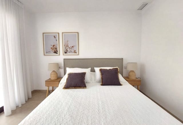 3 sypialnia Willa na sprzedaż w Los Peñascos - El Salero - Los Imbernones, San Pedro del Pinatar z basenem - 395 000 € (Ref: 10033319)