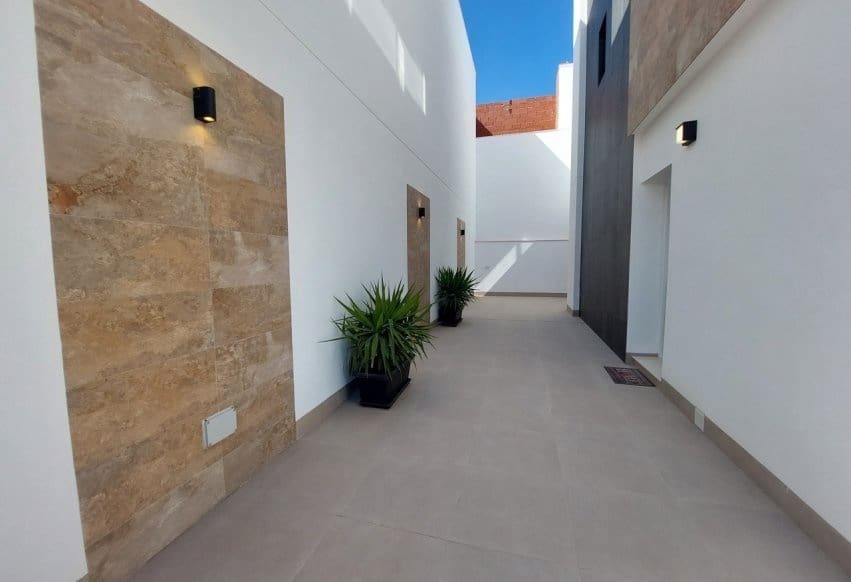 3 sypialnia Willa na sprzedaż w San Pedro del Pinatar z basenem - 395 000 € (Ref: 10033319)