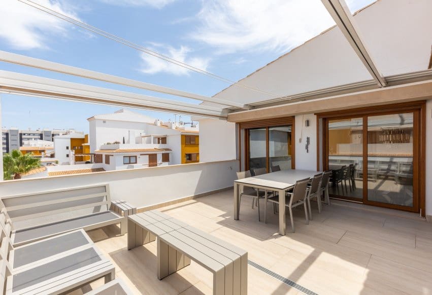 3 makuuhuone Kattohuoneisto myytävänä paikassa Punta Prima - 449 000 € (Ref: 10037743)